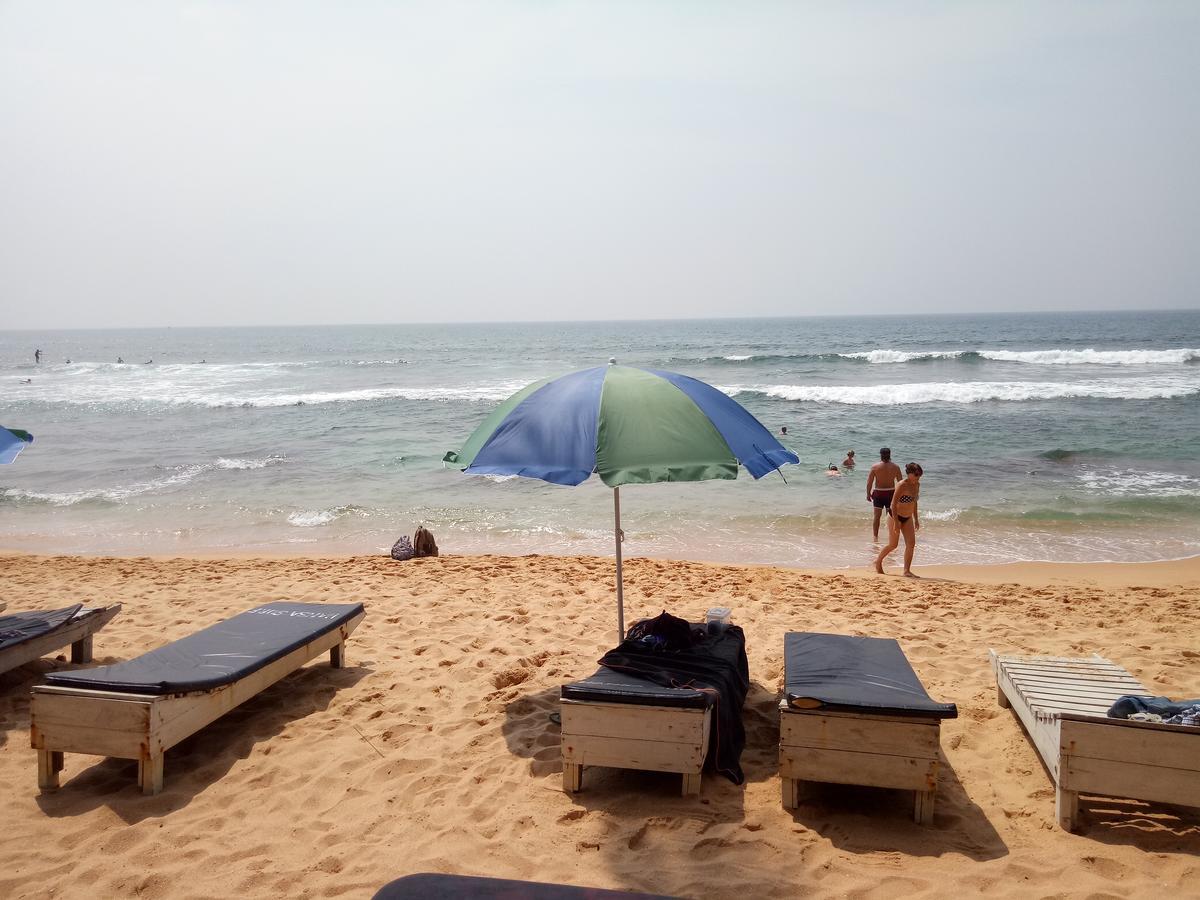 Hansa Surf Hotel ヒッカドゥワ エクステリア 写真