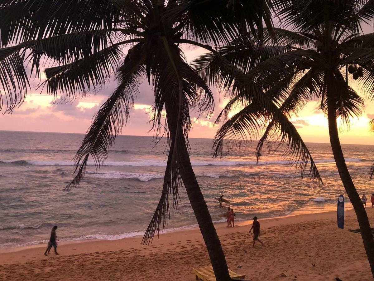 Hansa Surf Hotel ヒッカドゥワ エクステリア 写真