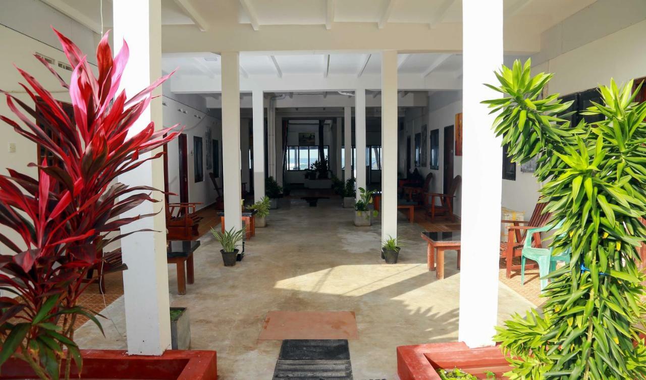 Hansa Surf Hotel ヒッカドゥワ エクステリア 写真